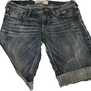 Hollister cut off shorts